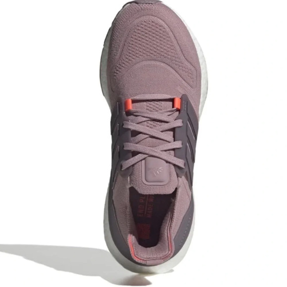 Adidas Ultraboost 22 Women's Magic Purple Shoes NIB - Picture 4 of 9